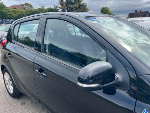 Hyundai I20 1.2 Classic 84 Bhp Silver #13
