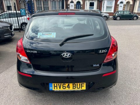 Hyundai I20 1.4 Crdi Blue Black #4