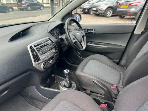 Hyundai I20 1.2 Classic 84 Bhp Silver #23