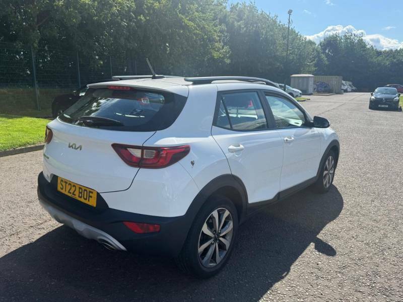 Kia Stonic 2 1.0T Gdi 99 White #4