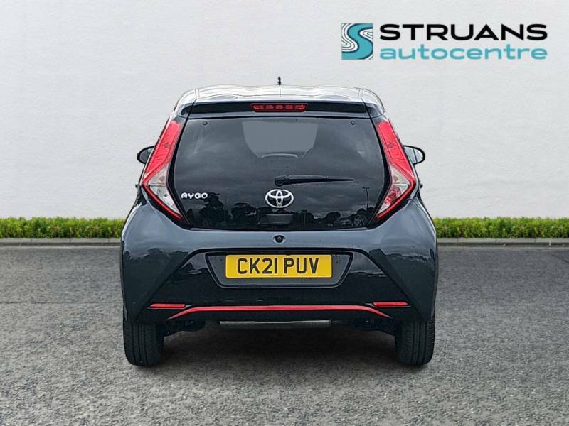 Toyota Aygo X X-trend 1.0 Vvt-i X-shift Safety Sense Grey #4