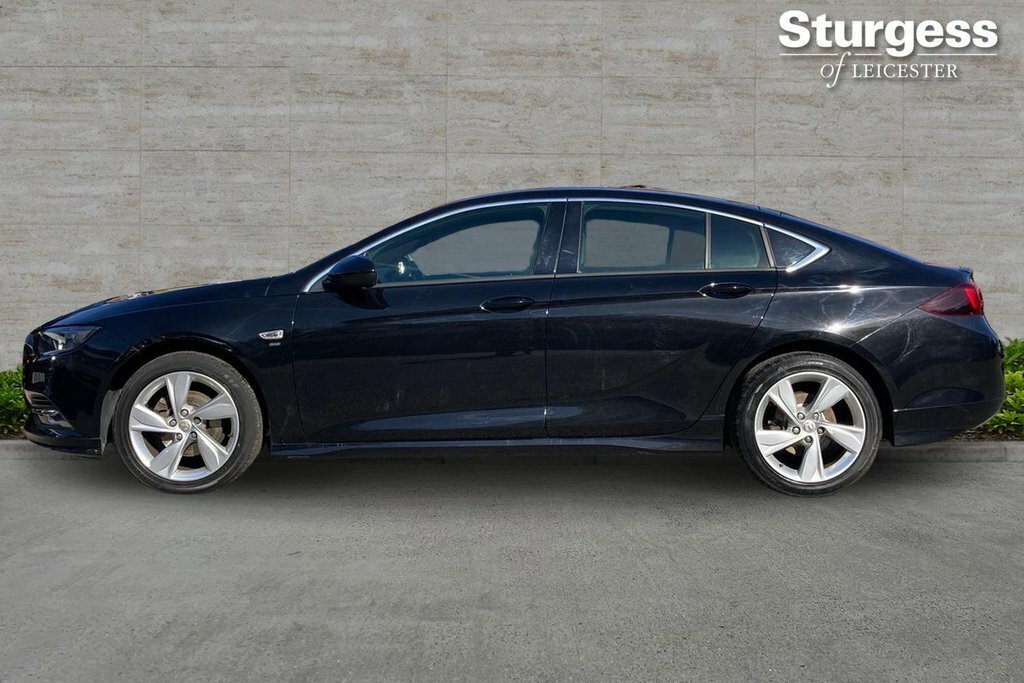 Vauxhall Insignia Hatchback Red #4