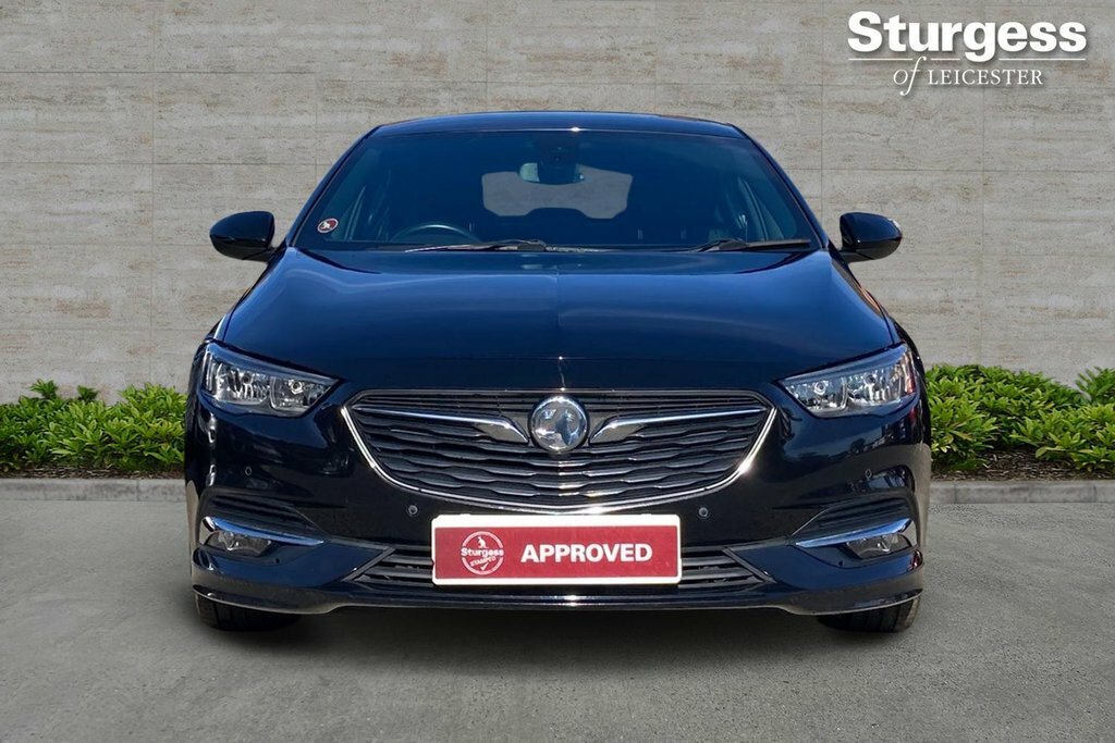 Vauxhall Insignia Hatchback Red #2