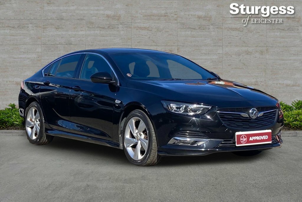 Vauxhall Insignia Hatchback Red #1