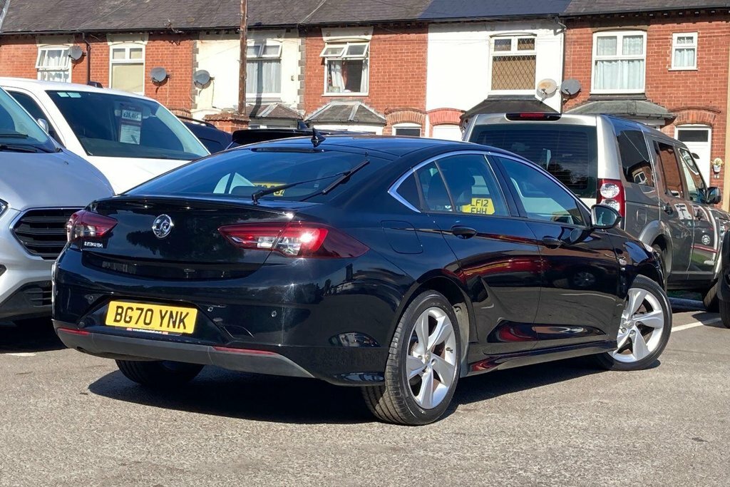 Vauxhall Insignia Hatchback Red #32