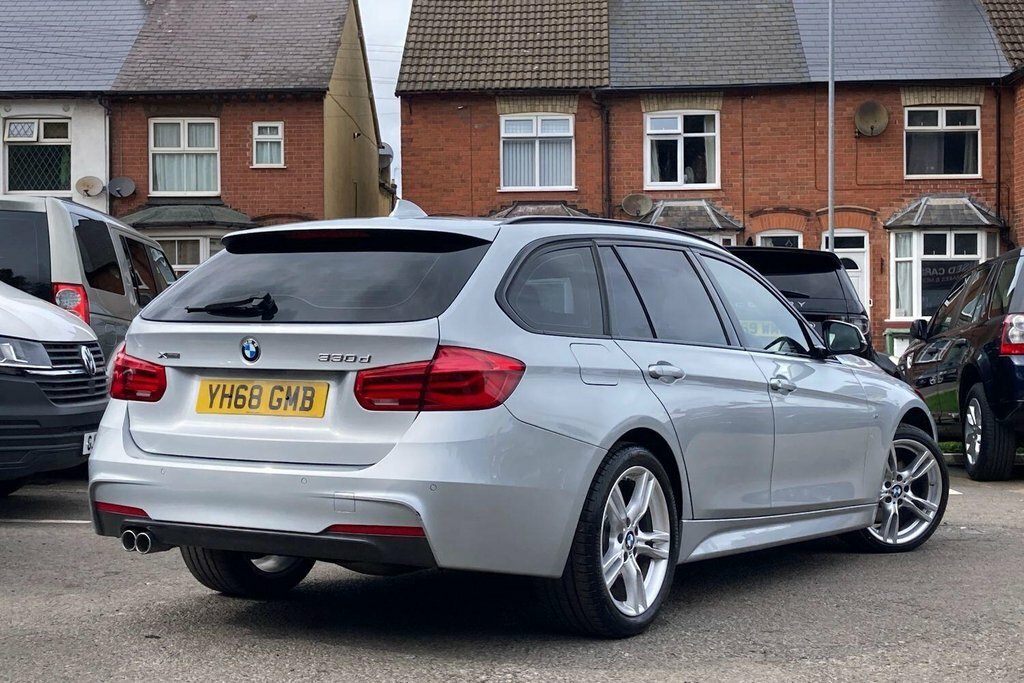 BMW 3 Series  Black #35