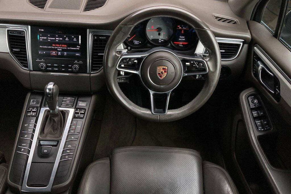 Porsche Macan V6 Gts Suv Black #14