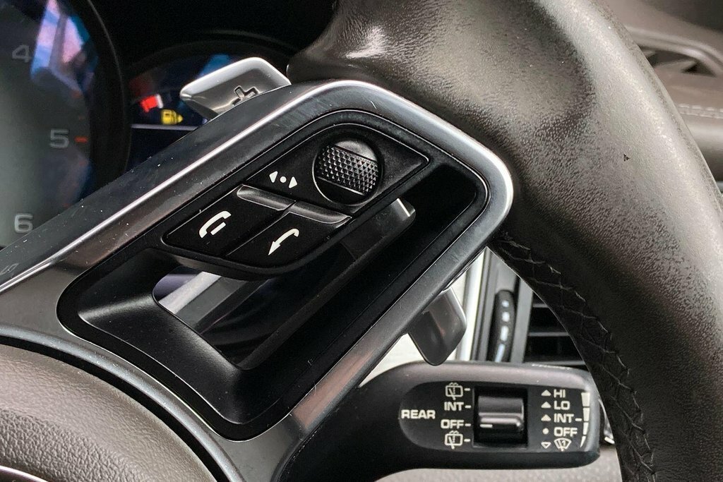 Porsche Macan V6 Gts Suv Black #30