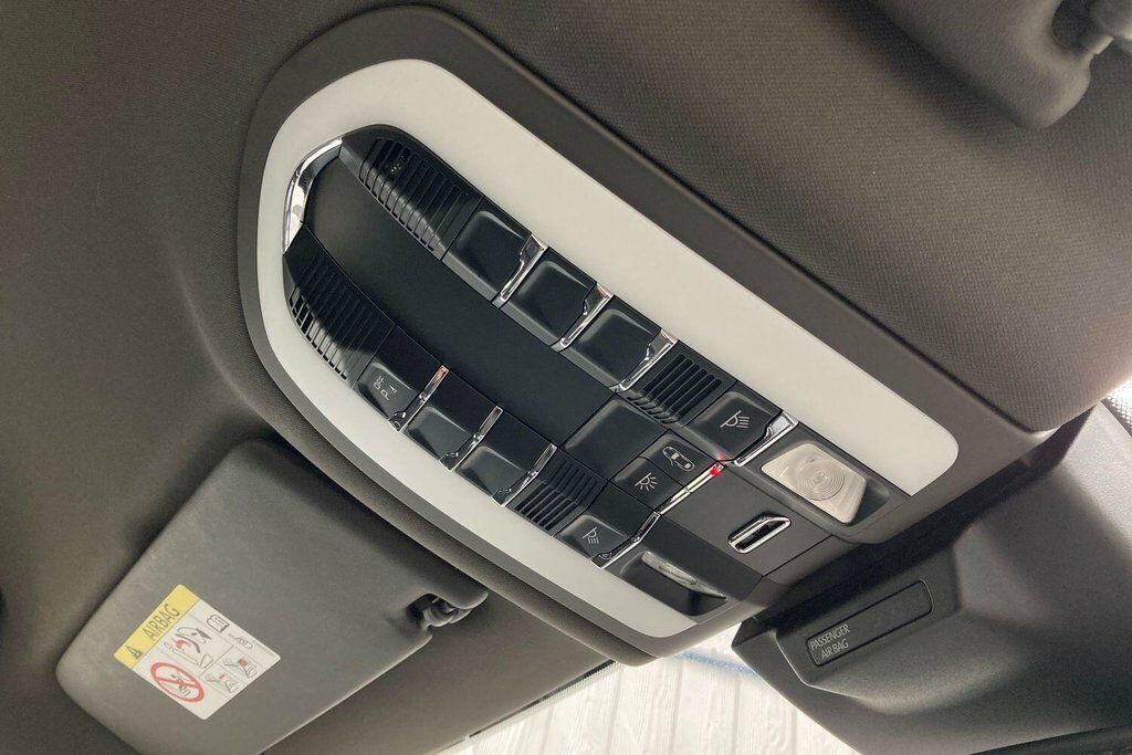 Porsche Macan V6 Gts Suv Black #24