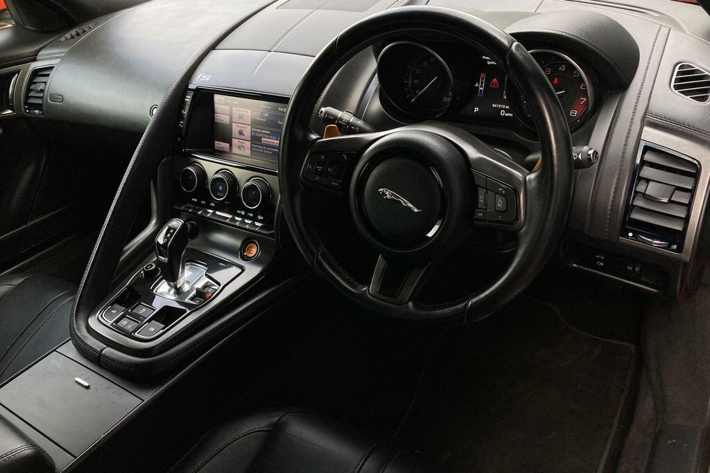 Jaguar F-Type V6 Convertible Black Pack Red #13