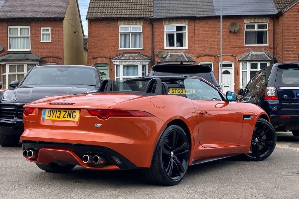 Jaguar F-Type V6 Convertible Black Pack Red #31