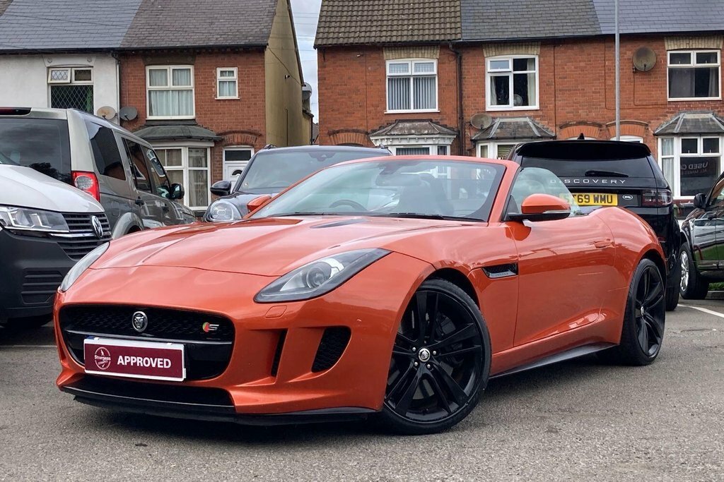 Jaguar F-Type V6 Convertible Black Pack Red #32