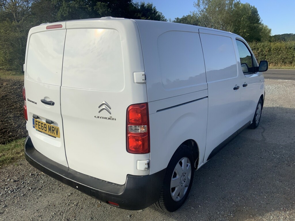 Citroen Dispatch 1.5 Bluehdi 1000 Enterprise M 2019 FE69MRV White #4