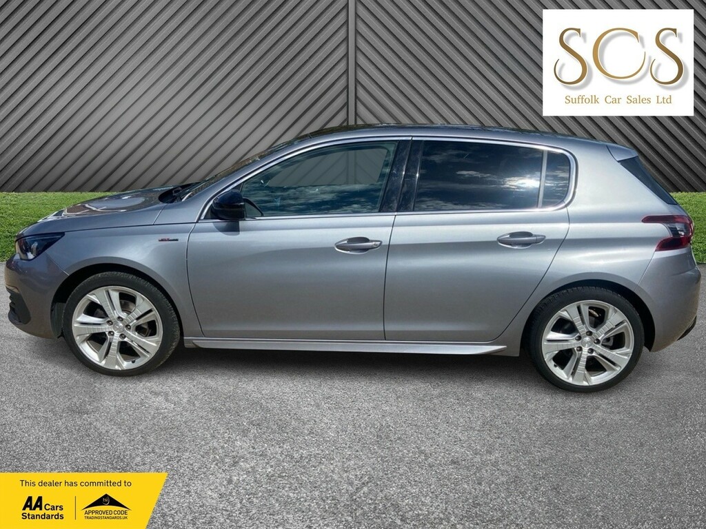 Peugeot 308 Hatchback White #4