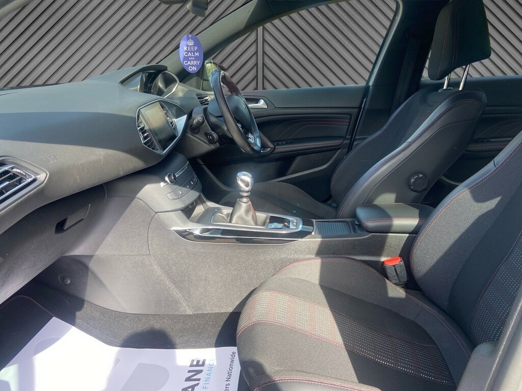 Peugeot 308 Hatchback White #12