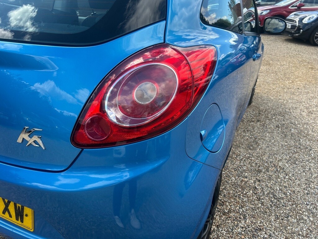 Ford KA Hatchback 1.2 Zetec 201464 Red #28