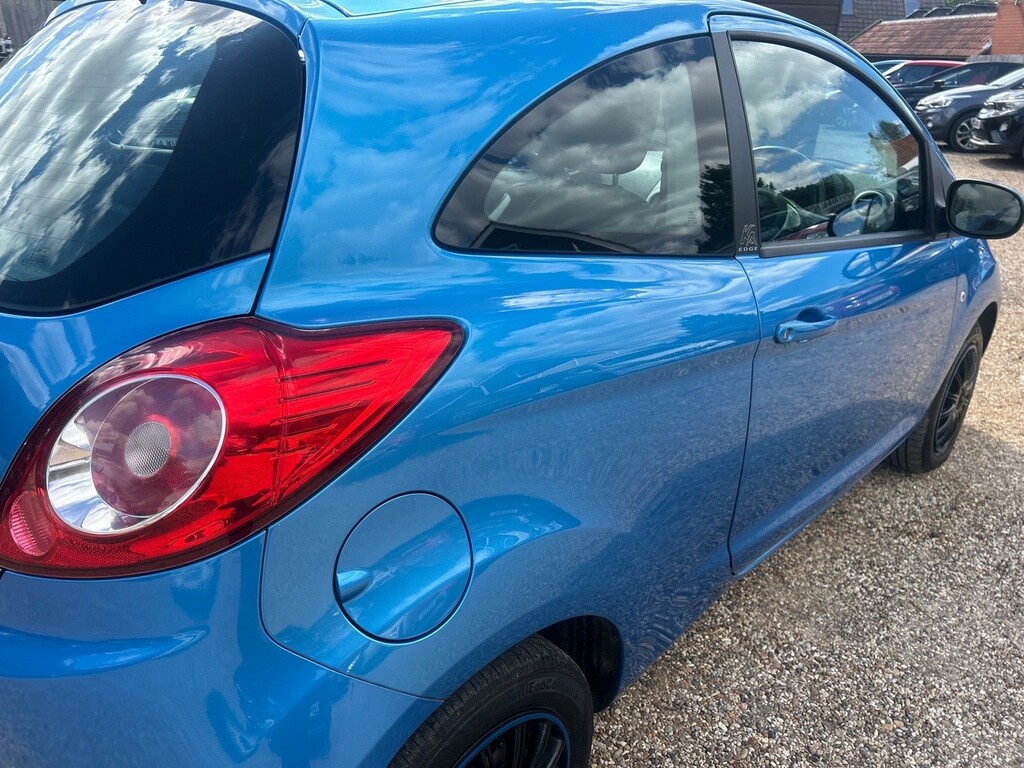 Ford KA Hatchback 1.2 Zetec 201464 Red #32