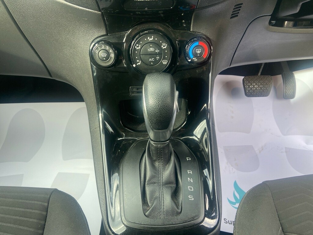 Ford Fiesta 1L Titanium White #20