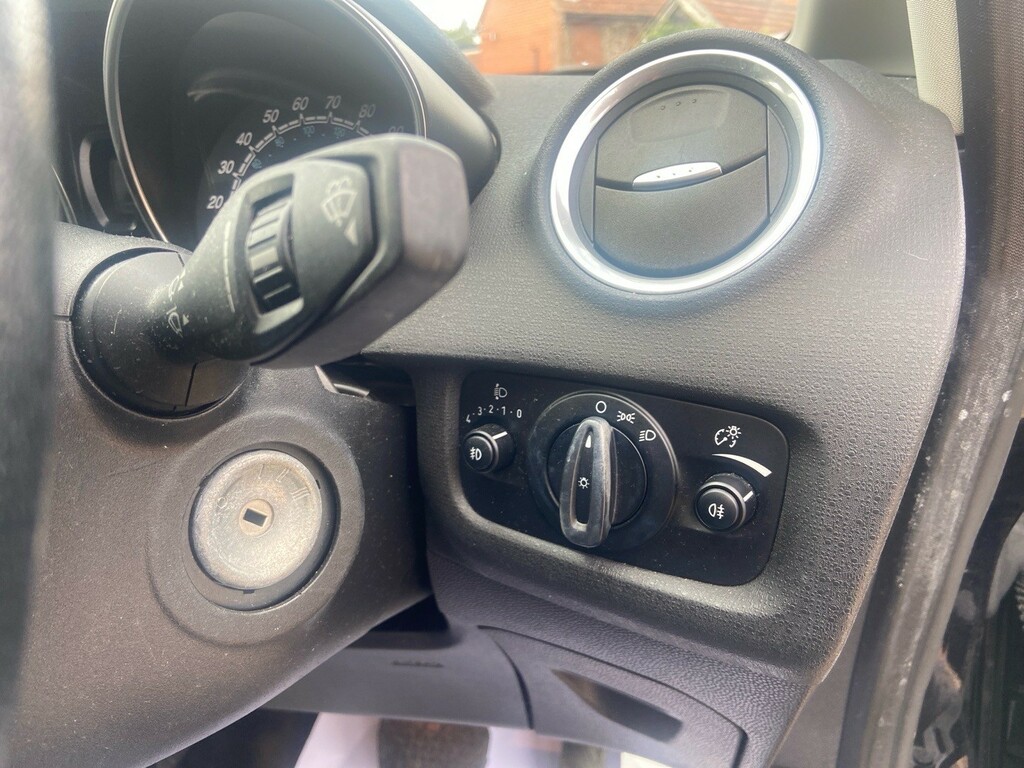 Ford Fiesta 1L Titanium White #21