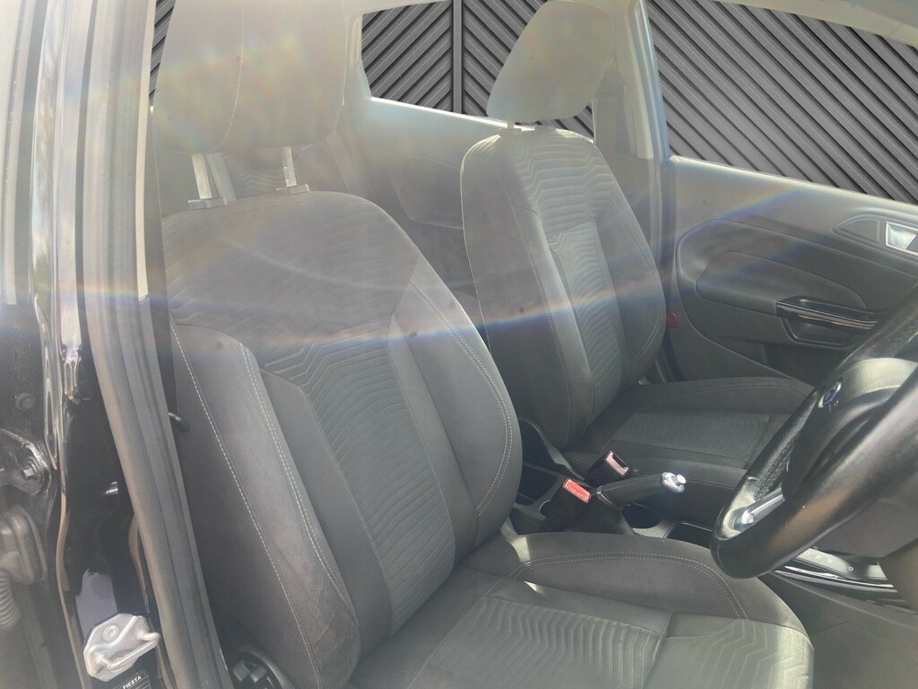 Ford Fiesta 1L Titanium White #10