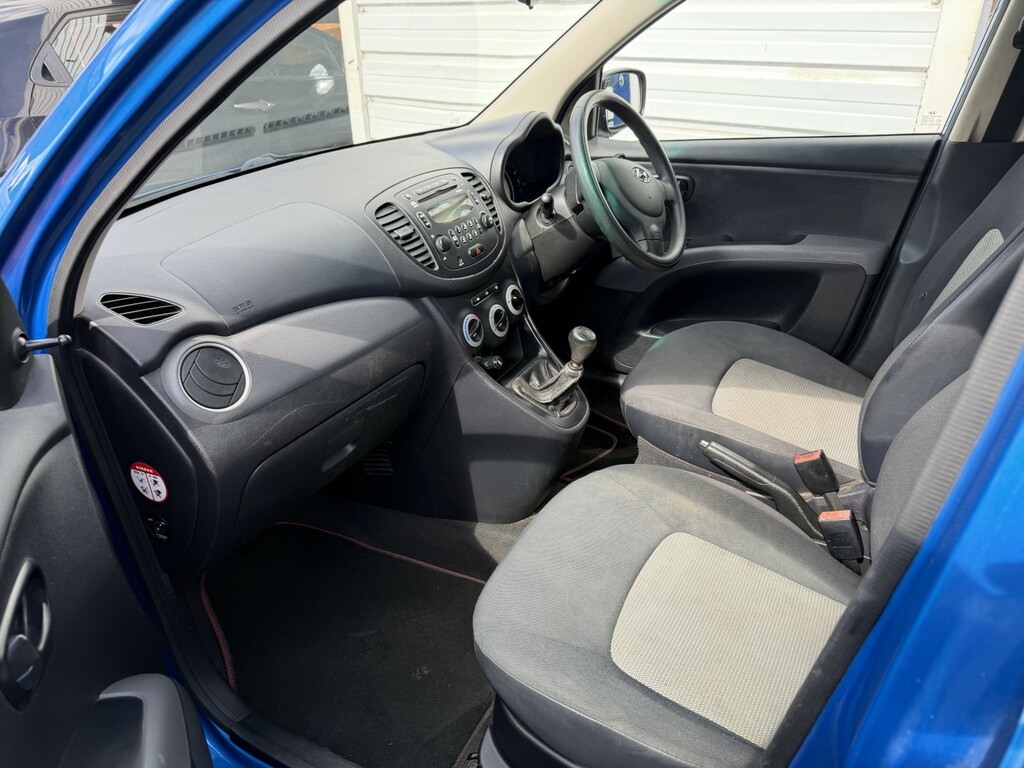 Hyundai I10 Hatchback Red #7