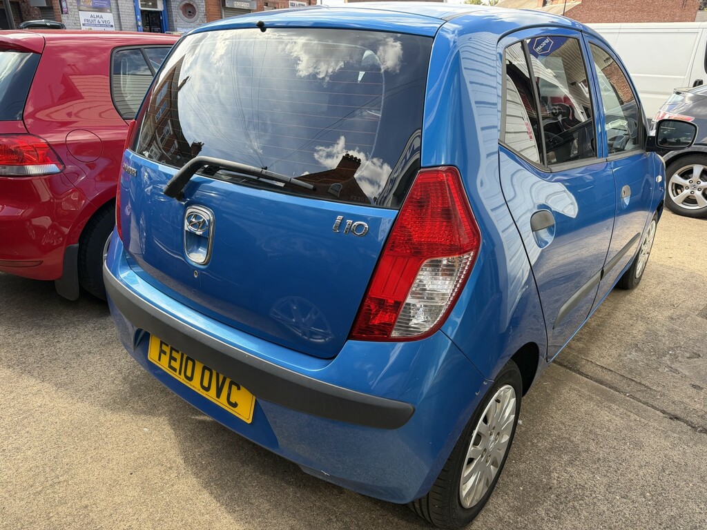 Hyundai I10 Hatchback Red #6