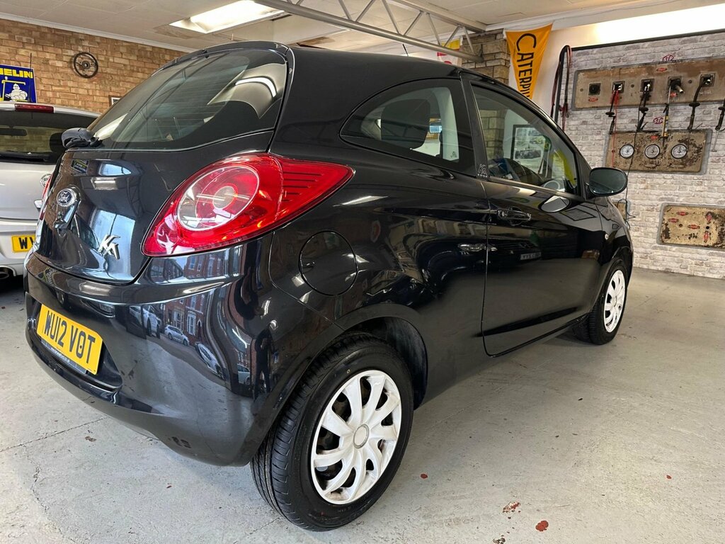 Ford KA Zetec Silver #8