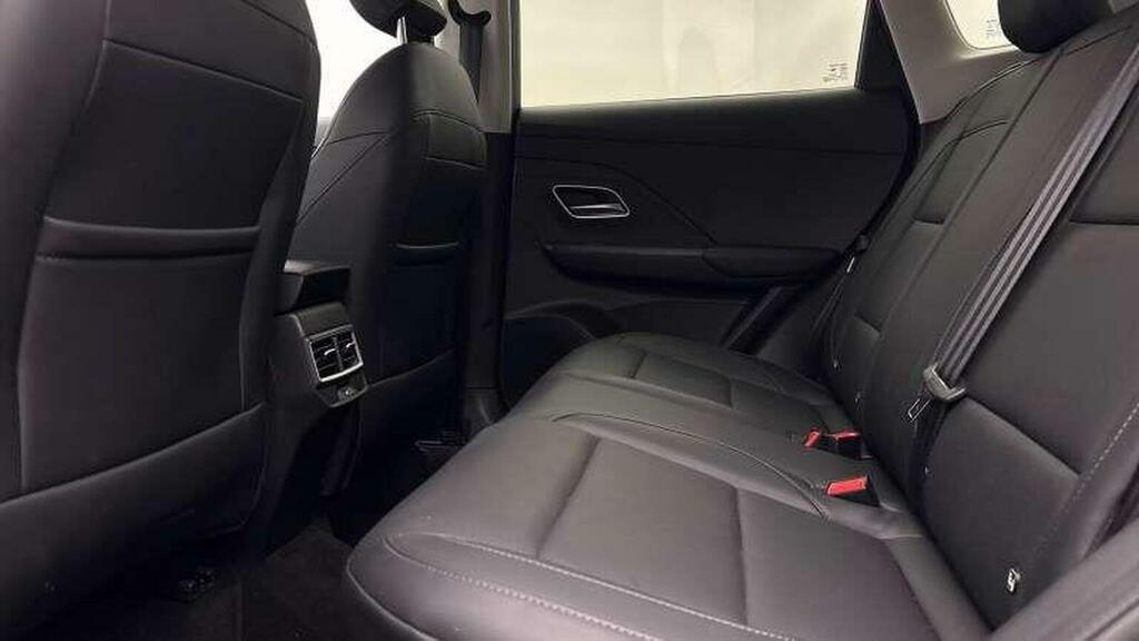 MG ZS 1.5 Se White #8