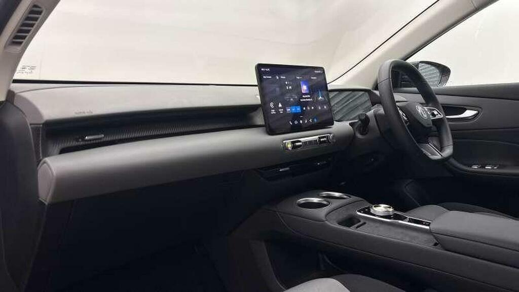 MG MGS5 49Kwh Se Suv 170 Ps Red #4