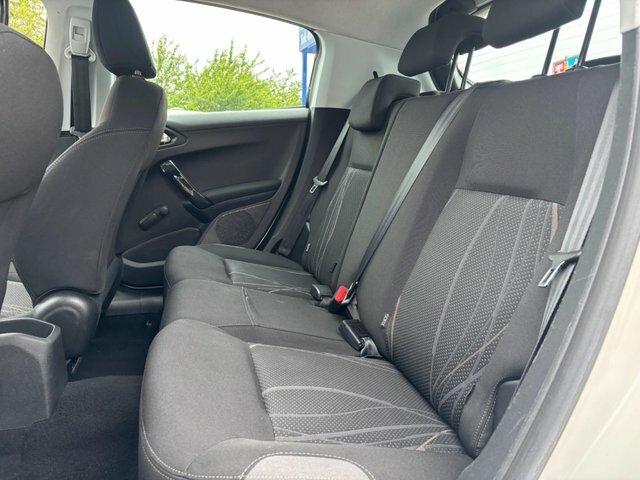Peugeot e-208 E-hdi Active Blue #21