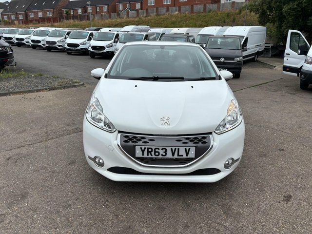 Peugeot e-208 E-hdi Active Egc Euro White #2