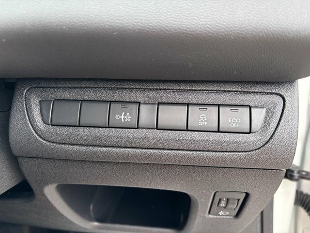 Peugeot e-208 E-hdi Active Blue #23