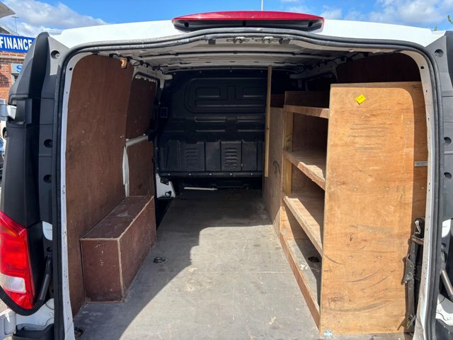 Mercedes-Benz Vito Panel Van White #15