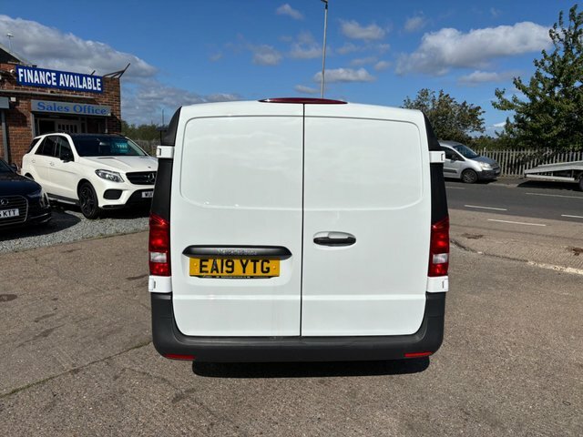 Mercedes-Benz Vito 111 Cdi Fwd L2 White #5
