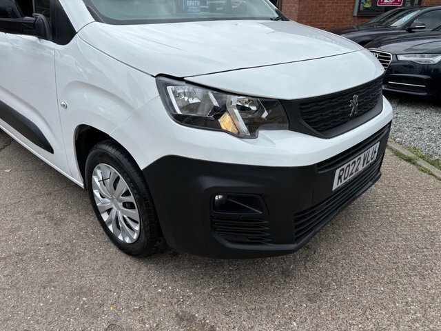 Peugeot Partner Bluehdi 850 Professional Premium White #2