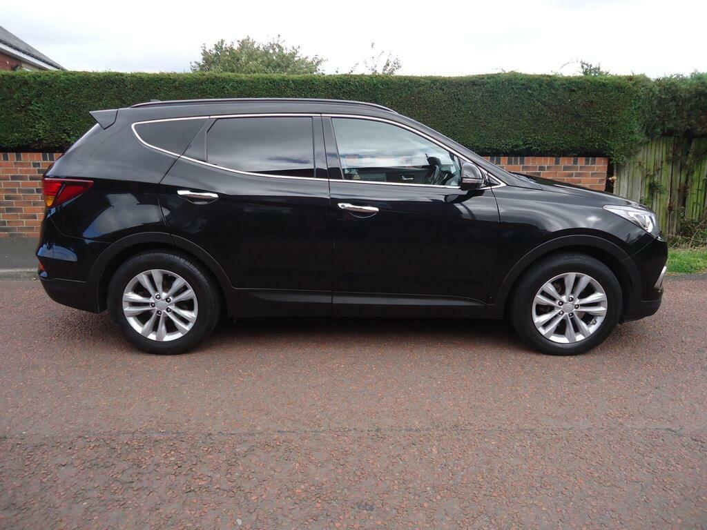 Hyundai Santa Fe 2.2 Crdi Blue Drive Premium 4Wd Euro 6 S S Black #4