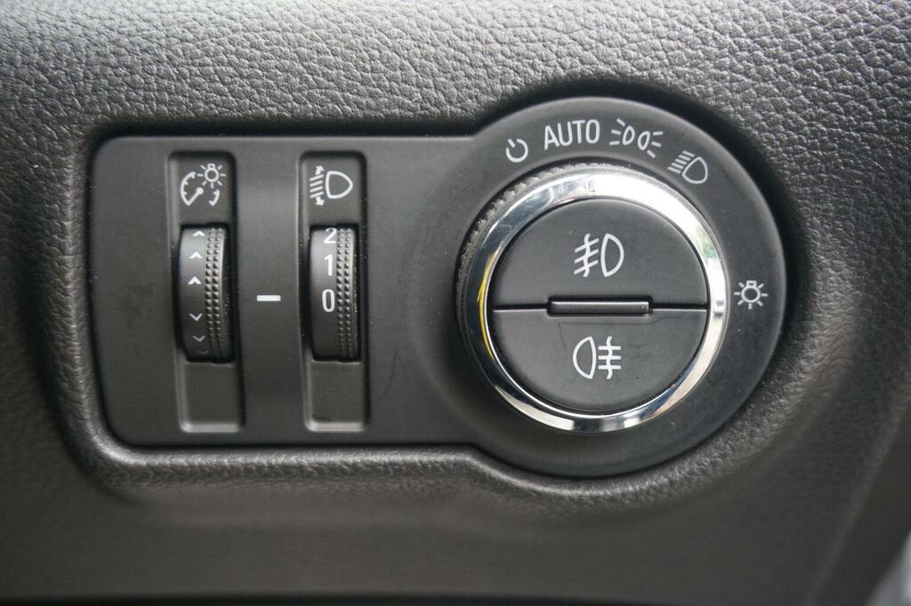 Vauxhall Astra 2.0 Sri Cdti 157 Bhp Silver #29