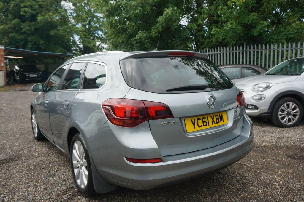 Vauxhall Astra 1.6 16V Se Sports Tourer Euro 5 Silver #6
