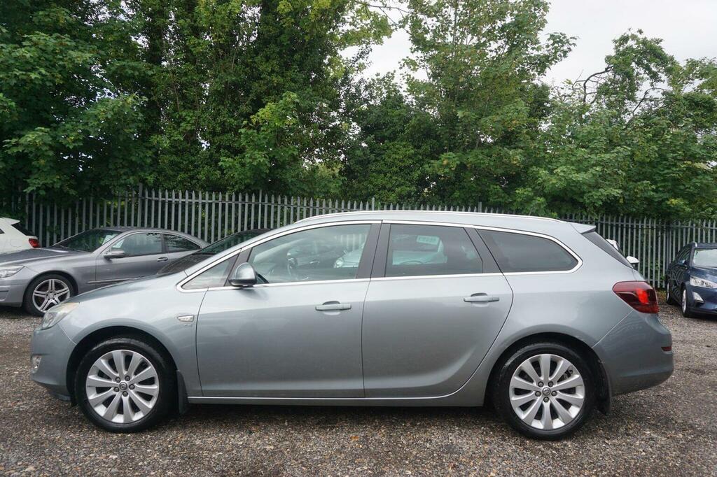 Vauxhall Astra 1.6 16V Se Sports Tourer Euro 5 Silver #5