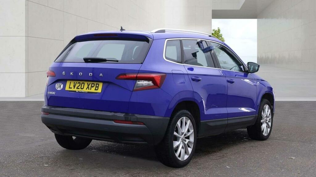 Skoda Karoq Se L Blue #4