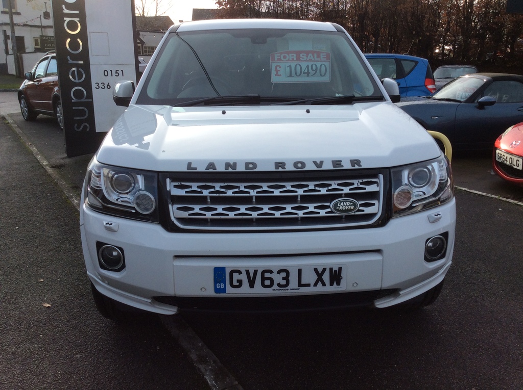 Land Rover Freelander 2 .2 Sd4 Hse Lux White #2
