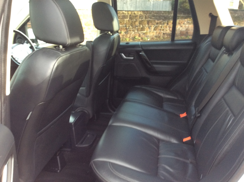 Land Rover Freelander 2 2 2.2 Black #14