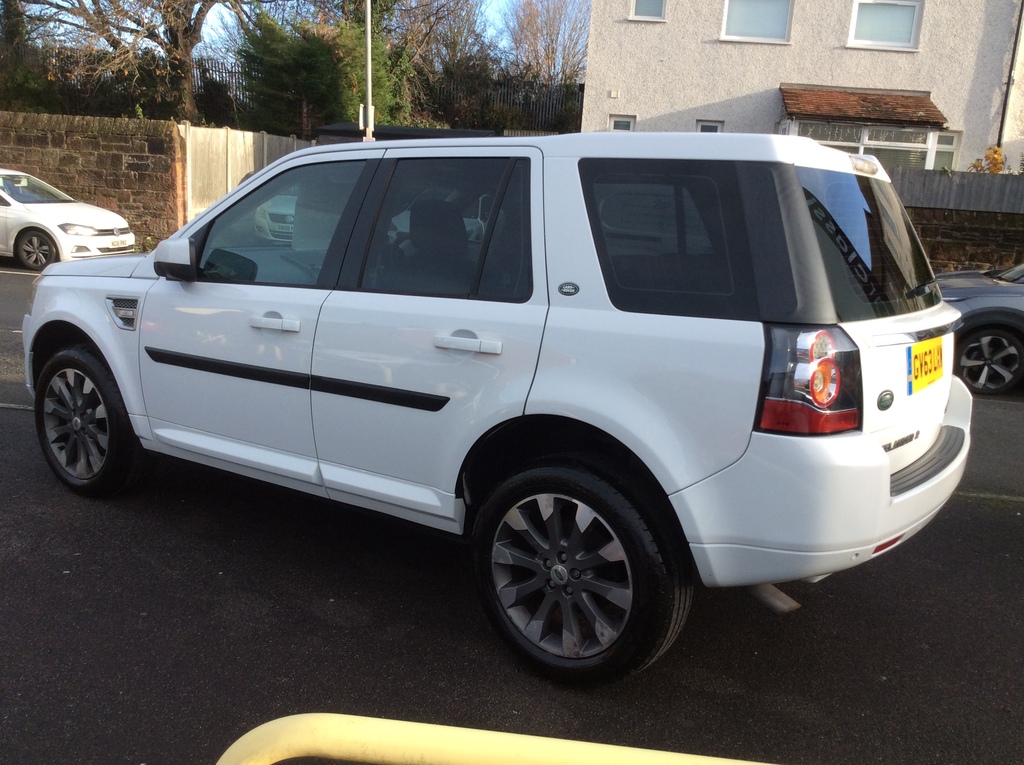 Land Rover Freelander 2 .2 Sd4 Hse Lux White #4