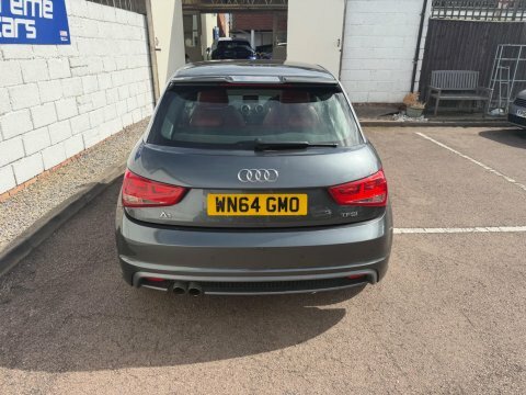 Audi A1 1.6 Tdi S Line Euro 5 Ss Red #9