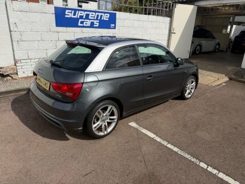 Audi A1 1.6 Tdi S Line Euro 5 Ss Red #8