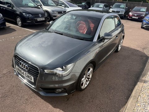 Audi A1 1.6 Tdi S Line Euro 5 Ss Red #7