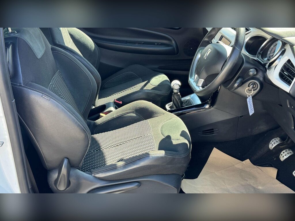 Citroen DS3 E-hdi Airdream Dstyle Plus Yellow #8