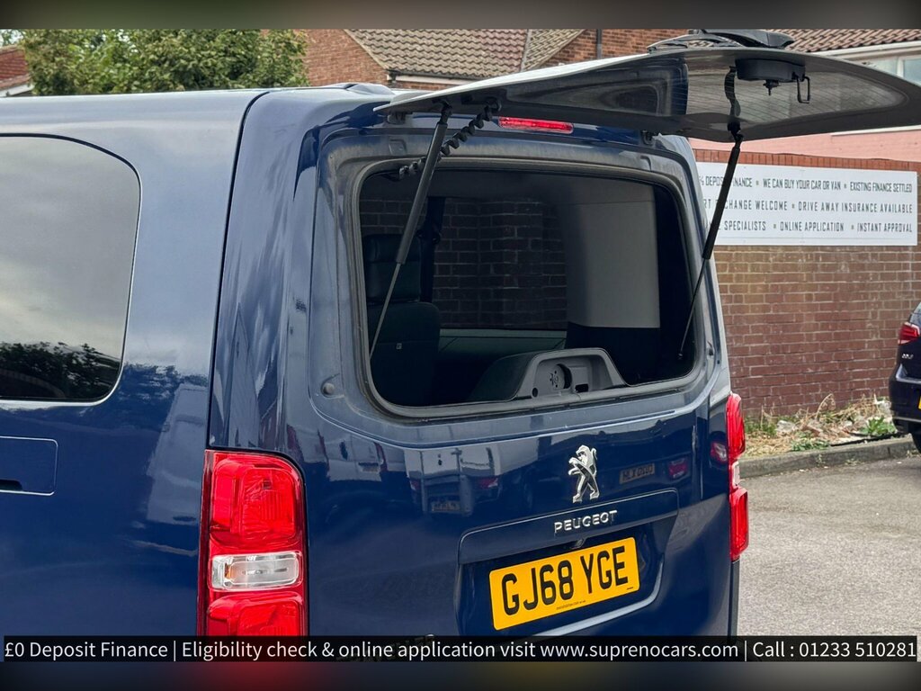 Peugeot Traveller Active Red #11
