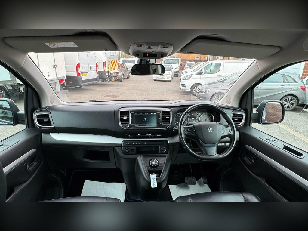 Peugeot Traveller Active Red #14