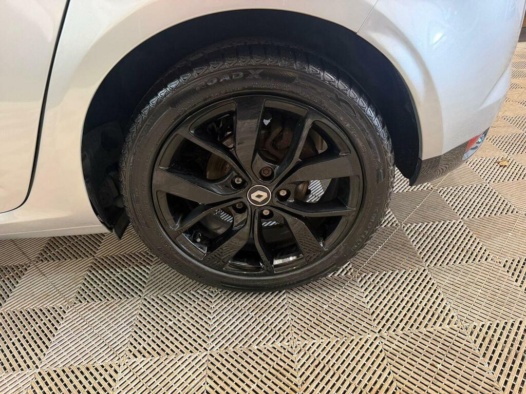Renault Megane Iconic White #16